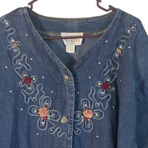 Miss & Mrs One Size Vintage 90s Denim Floral Western Button Up Denim Shirt‎